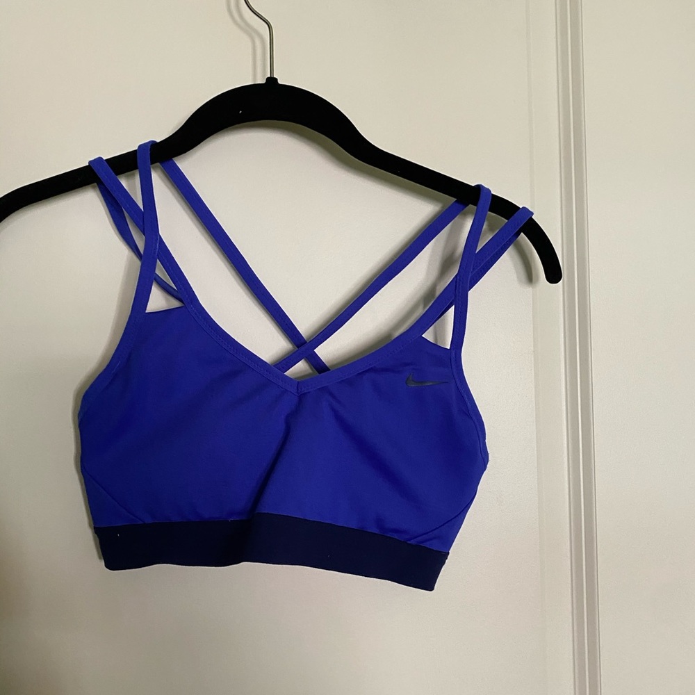 Dry-fit sport bra